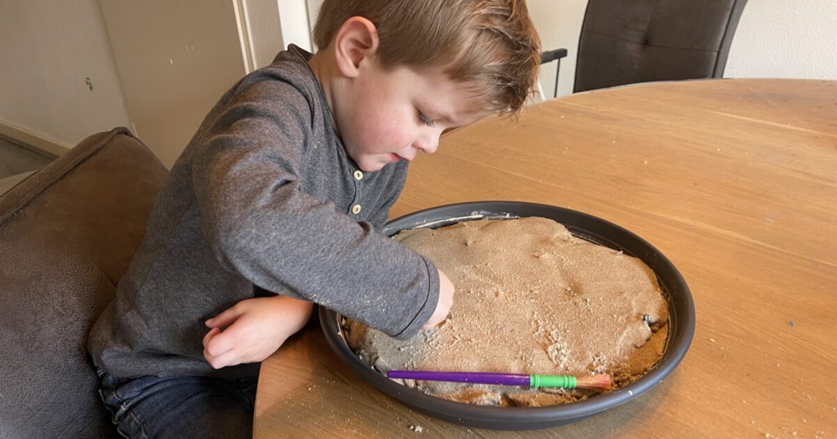 Sensorisch Spel Thema Tafel Dinos Uitgraven Kinderkoopjesjager Nl